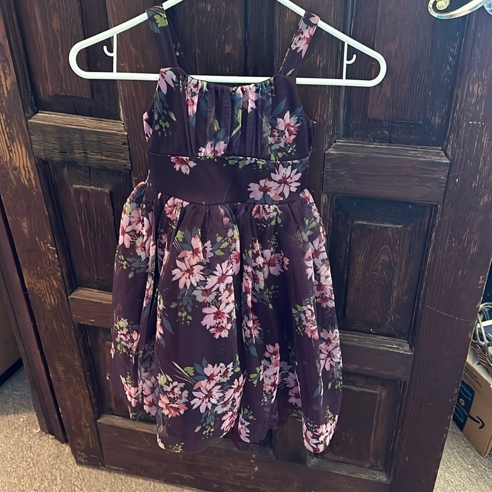 Girls Zenzi floral dress size 4/5
